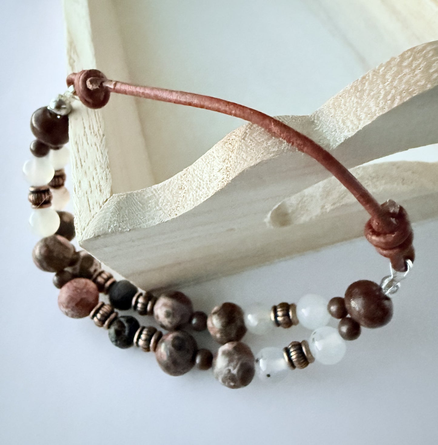 Double-Strand Leather & Stretch Cord Bracelet with Leopard Jasper & Agate Gemstone Beads