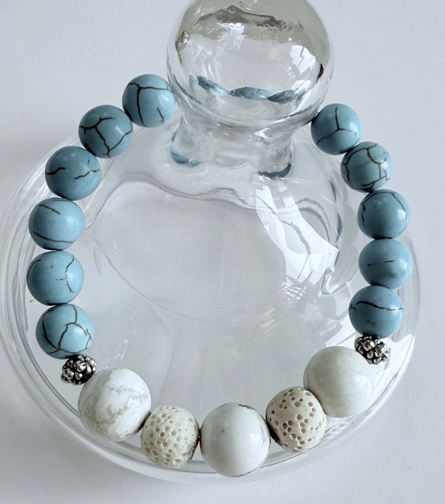 Turquoise & White Howlite Beaded Stretch Bracelet