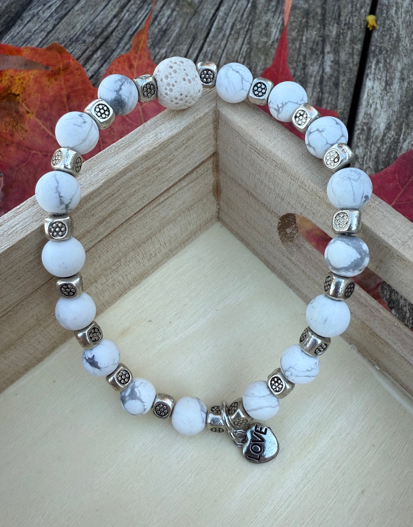 White Howlite & Silver Beaded Stretch Bracelet