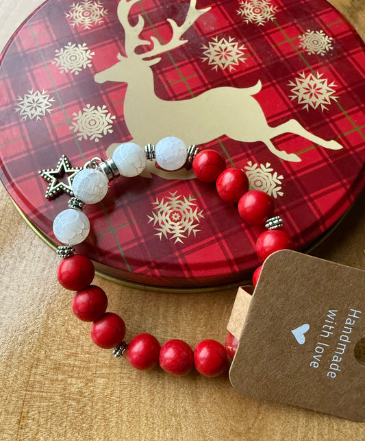 Red (dyed) Gemstones & White Crackle Agate with Silver Star Charm Stretch Bracelet