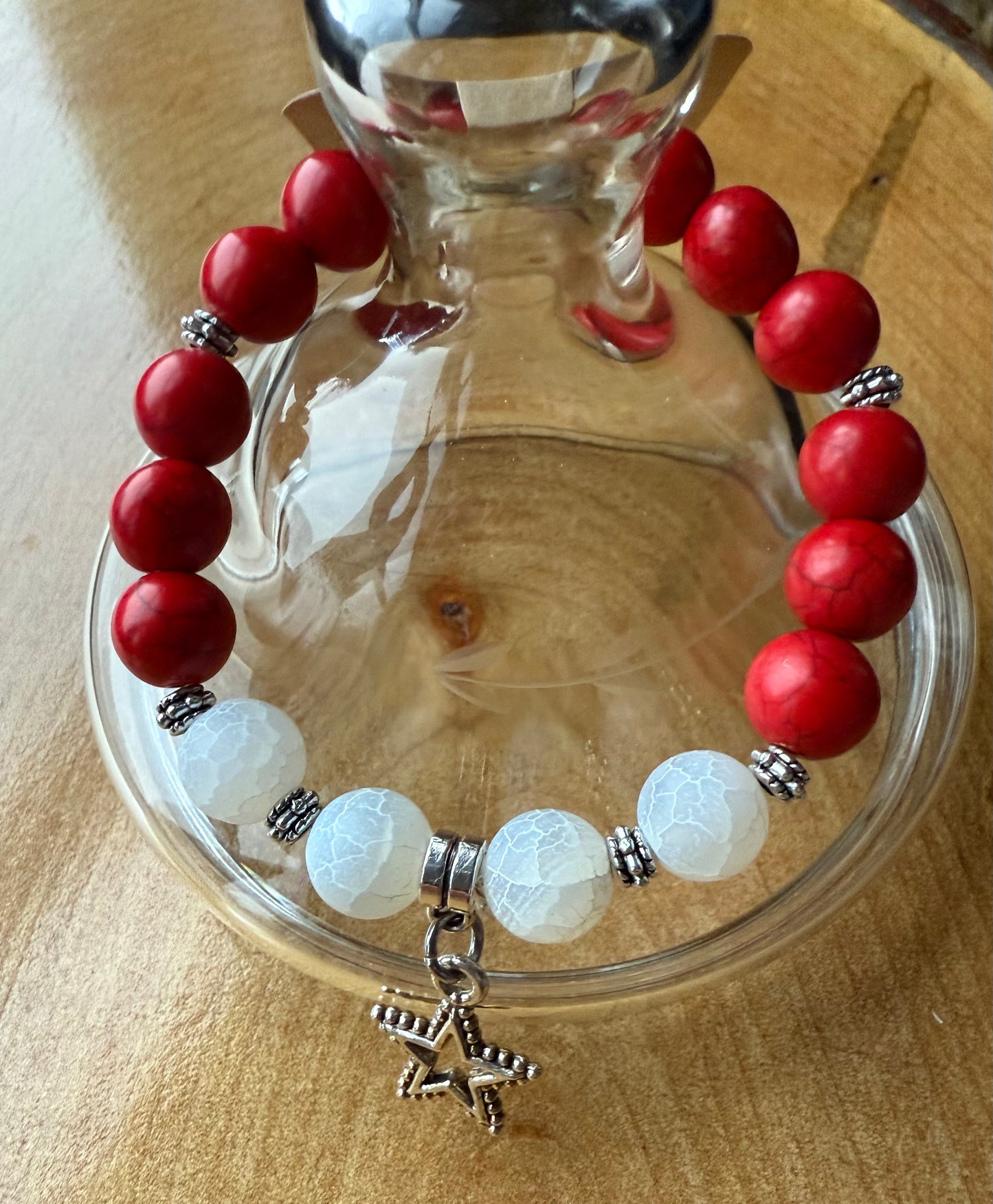 Red (dyed) Gemstones & White Crackle Agate with Silver Star Charm Stretch Bracelet