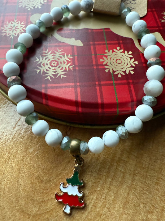 White Howlite & Green Czech Glass with Christmas Tree Charm Stretch Bracelet