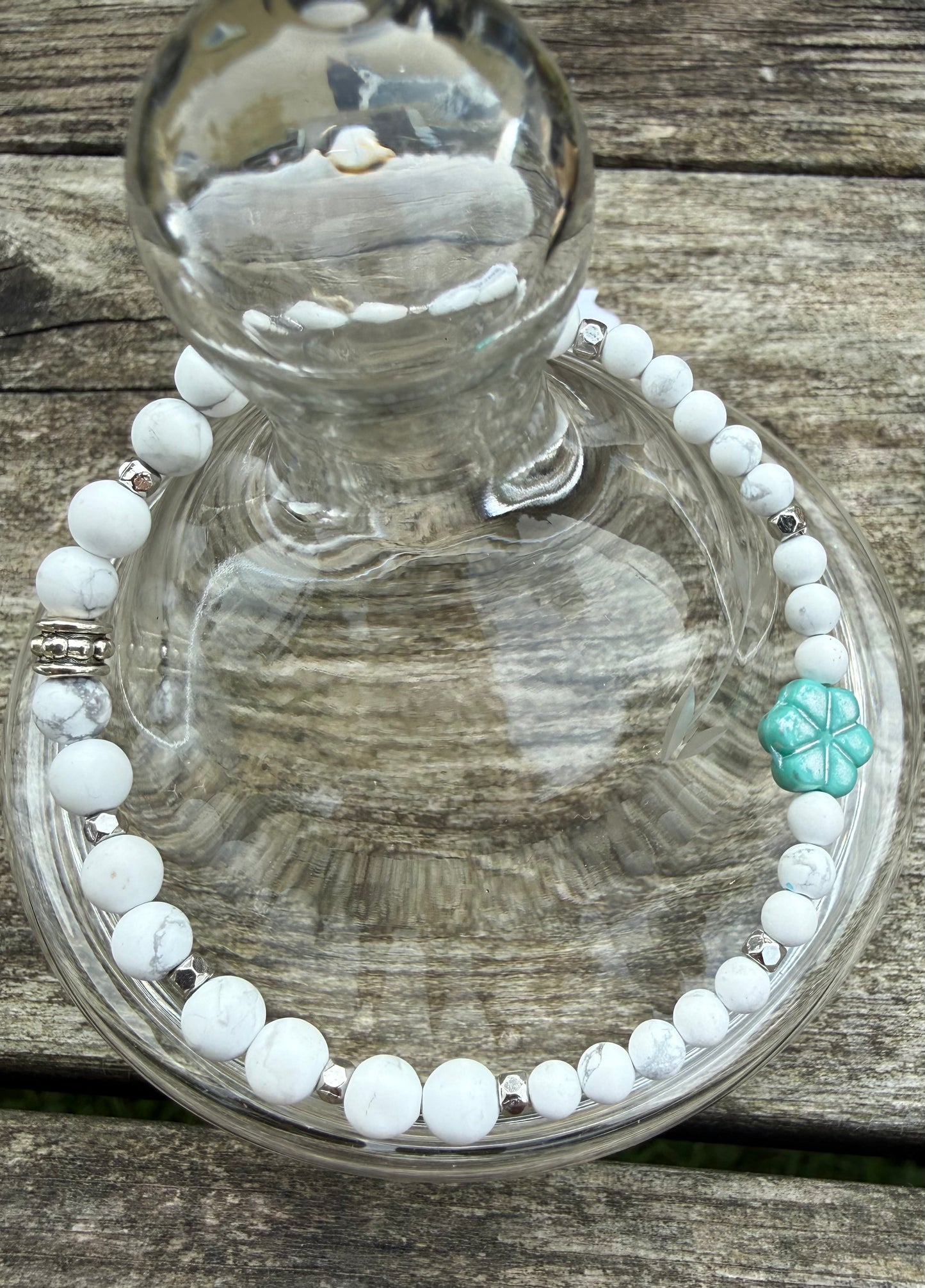 White Howlite with a Turquoise Czech Glass Focal Bead Stretch Bracelet