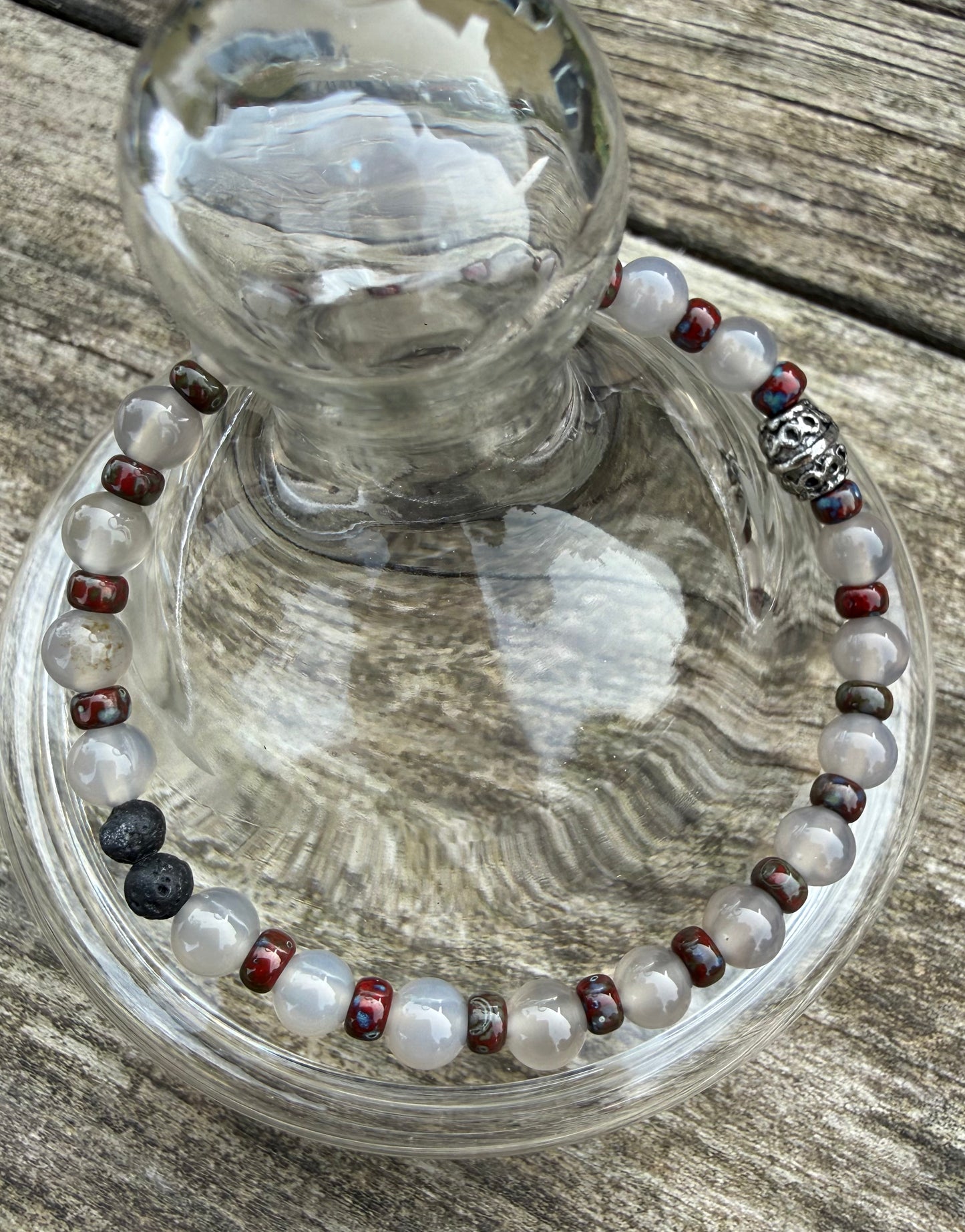 Grey Agate & Deep Red Miyuki Seed Beads Stretch Bracelet